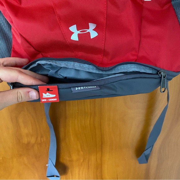 Under Armour Backpack - Picture 4 of 4